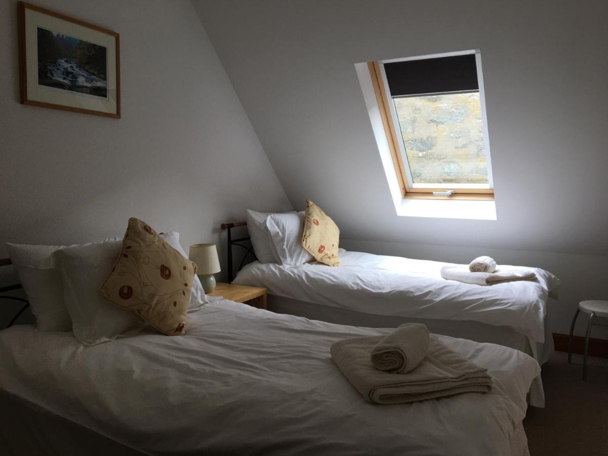Lairds And Keepers Apartments 던켈드 외부 사진