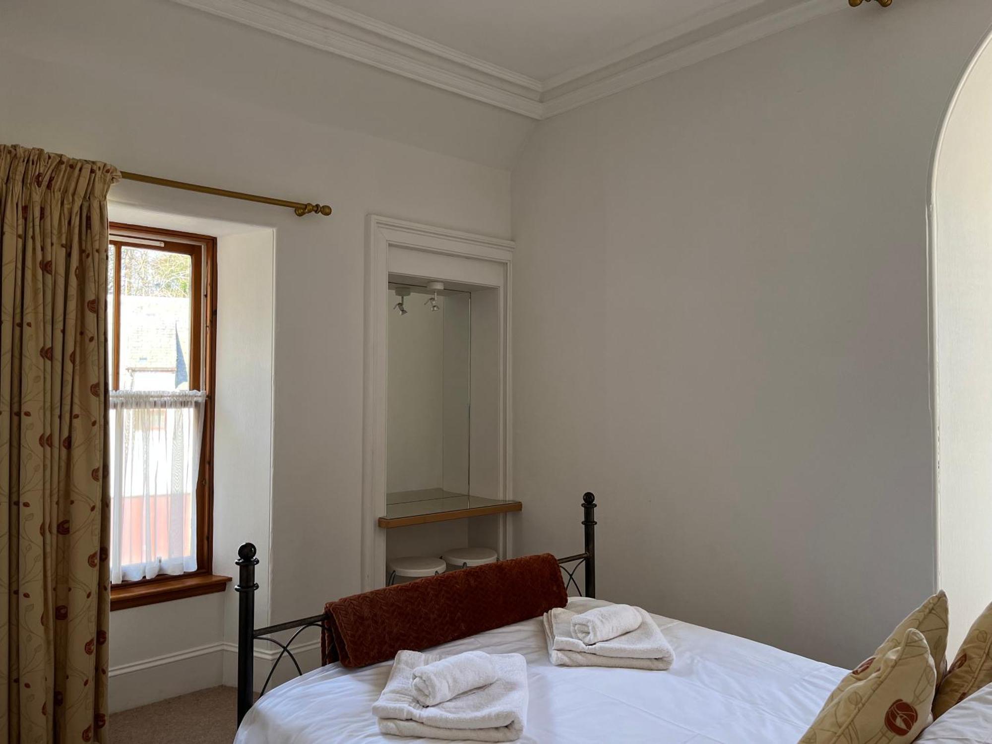 Lairds And Keepers Apartments 던켈드 외부 사진