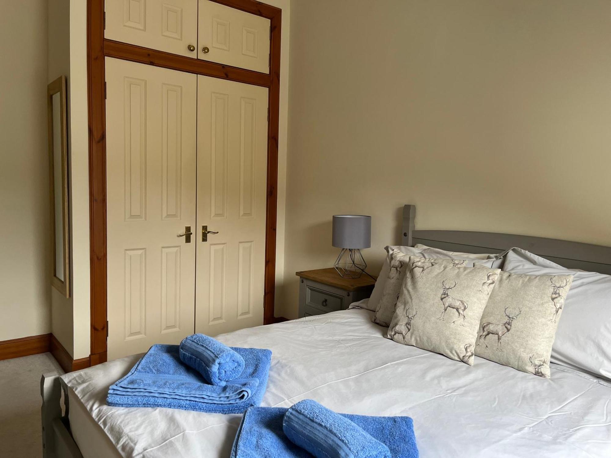 Lairds And Keepers Apartments 던켈드 외부 사진